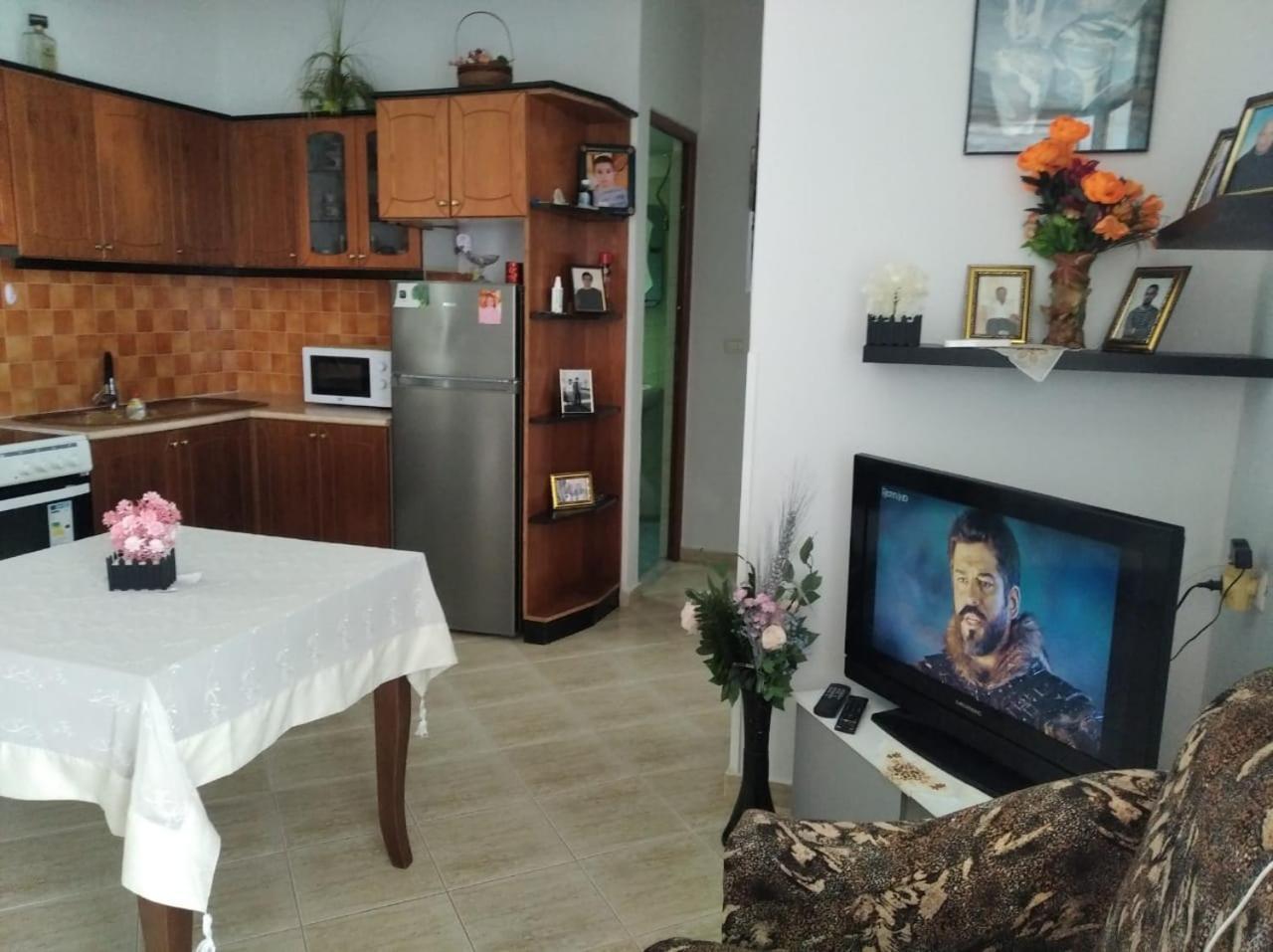 Hako Apartments Sarandë Buitenkant foto