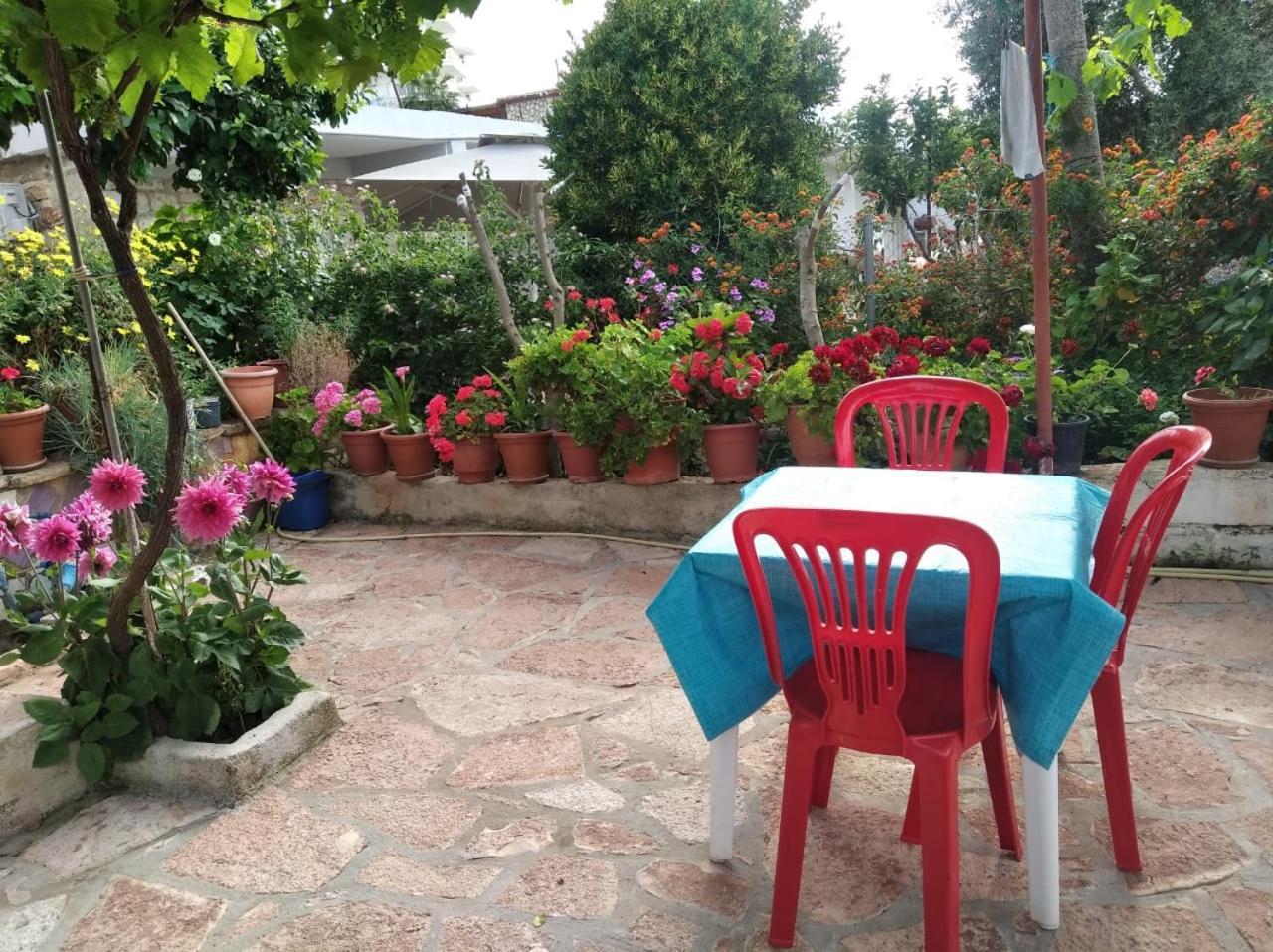 Hako Apartments Sarandë Buitenkant foto